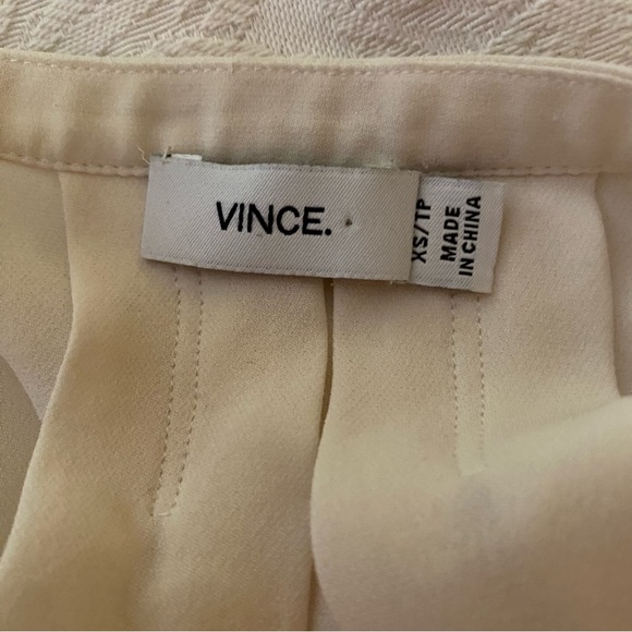 Vince pure silk XS/S ivory pleated blouse long sleeve - Picture 6 of 7